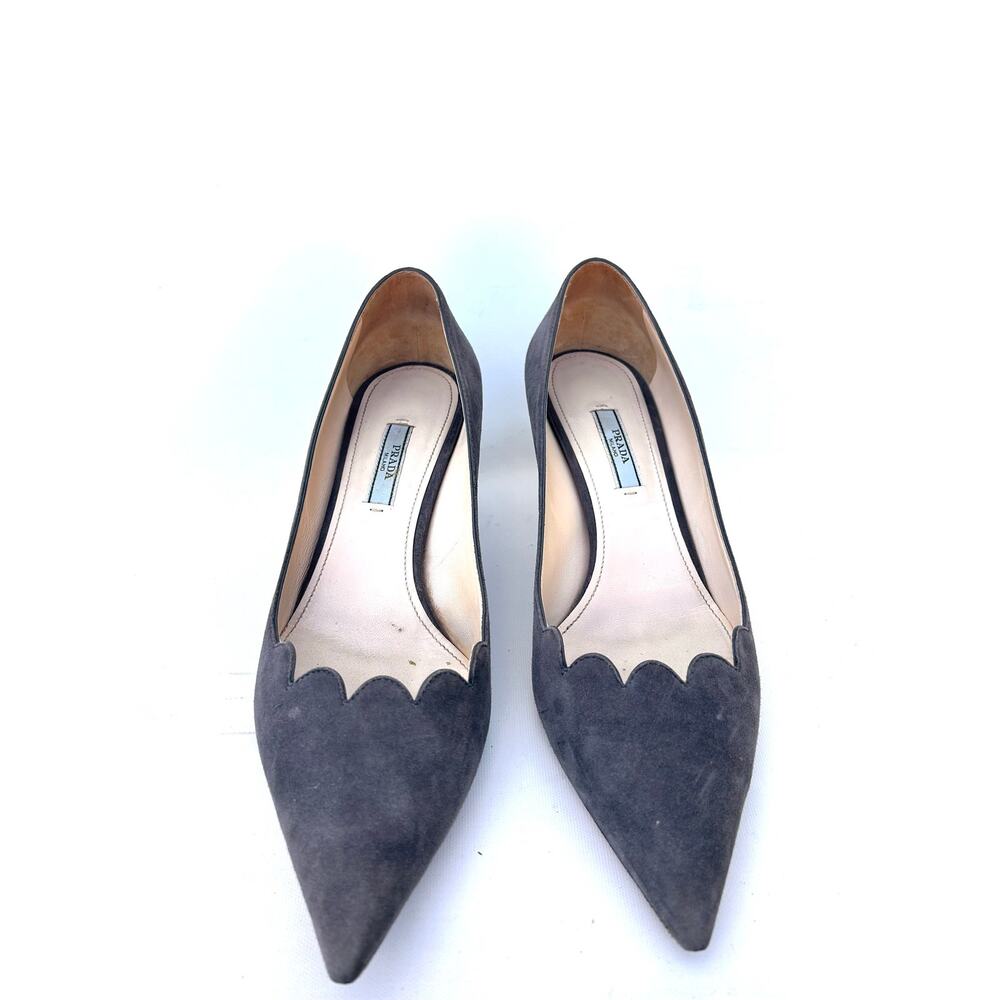 Prada Suede Scalloped Pointed Low Toe Kitten Heels Grey Gray 39 US 9 Pumps - Picture 5 of 14